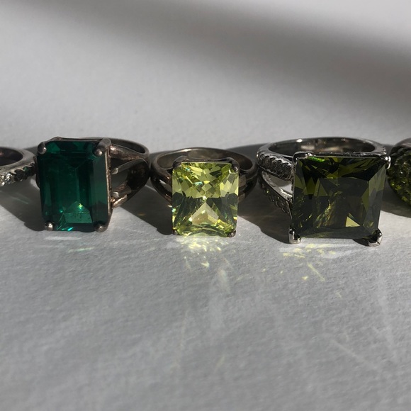 Party Rings - Picture 3 of 8